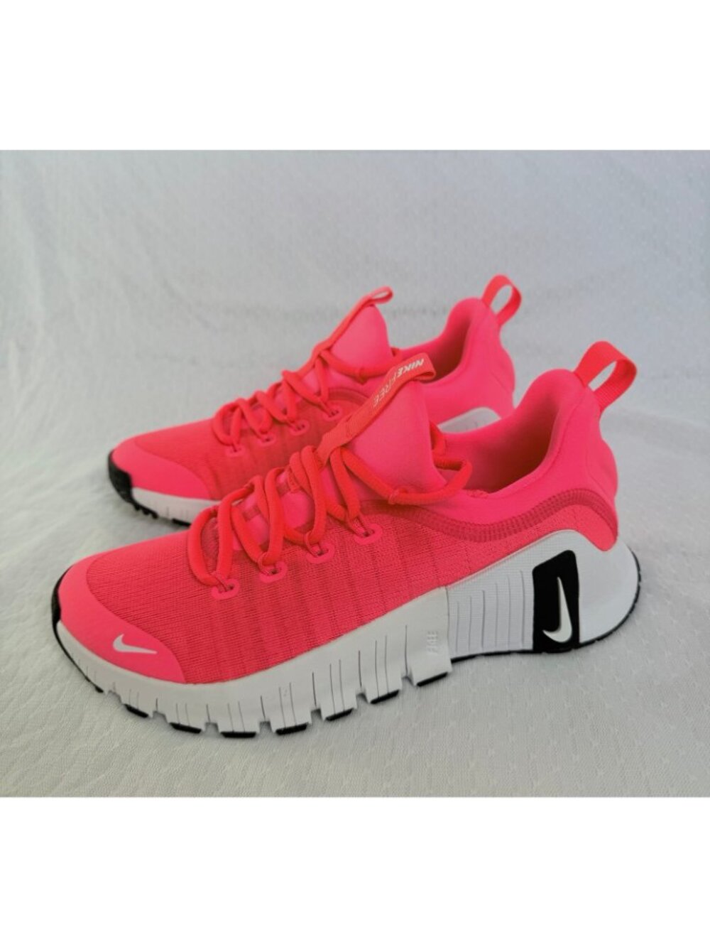 Women's Nike Free Metcon 6 Hot Punch Red White Black FJ7126-600 Crossfit Gym - Picture 4 of 8